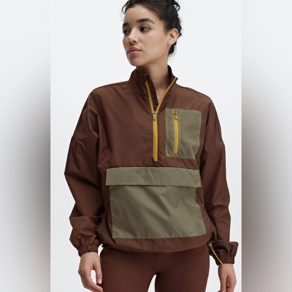 Fabletics Shawn Cropped Half-Zip Jacket - Picture 2 of 6